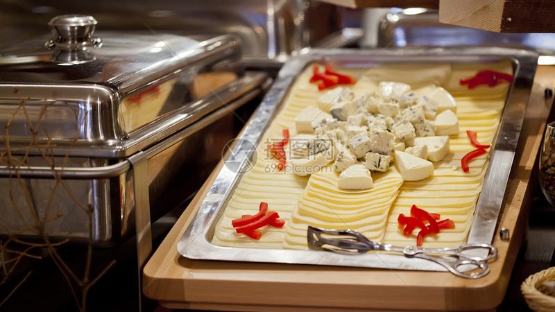 校园零食代理加盟：揭秘校园零食市场的“黄金机遇”**