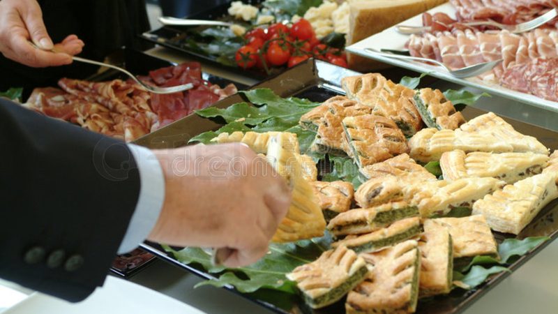 行业现状：零食市场繁荣，品牌代理需谨慎